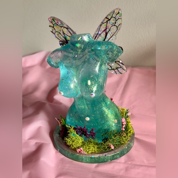 𝐑𝐞𝐬𝐢𝐧 𝐁𝐮𝐬𝐭 - 𝐂𝐨𝐭𝐭𝐚𝐠𝐞𝐜𝐨𝐫𝐞! ***𝐇𝐀𝐍𝐃𝐌𝐀𝐃𝐄*** - Picture 2 of 3